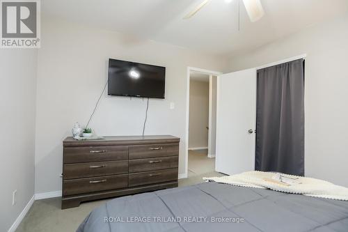 138 Culver Crescent, London, ON - Indoor Photo Showing Bedroom