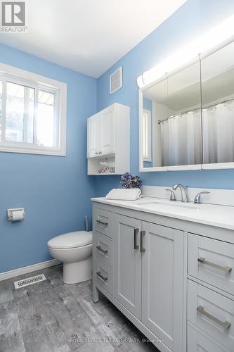 138 Culver Crescent, London, ON - Indoor Photo Showing Bathroom