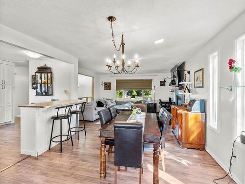 443 Opal Drive, Logan Lake, BC - Indoor Photo Showing Dining Room