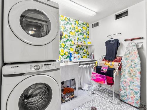 443 Opal Drive, Logan Lake, BC - Indoor Photo Showing Laundry Room