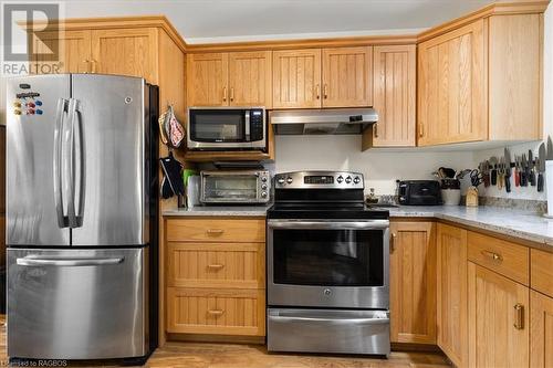 123 Church Street N Unit# 3, Mount Forest, ON - Indoor Photo Showing Kitchen