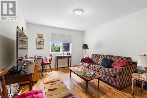 123 Church Street N Unit# 3, Mount Forest, ON - Indoor Photo Showing Living Room