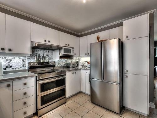 Cuisine - 1217 Rue Berthelot, Saint-Jean-Sur-Richelieu, QC - Indoor Photo Showing Kitchen