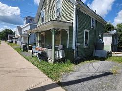 487/483-485 MacDonald Street  New Glasgow, NS B2H 2W3