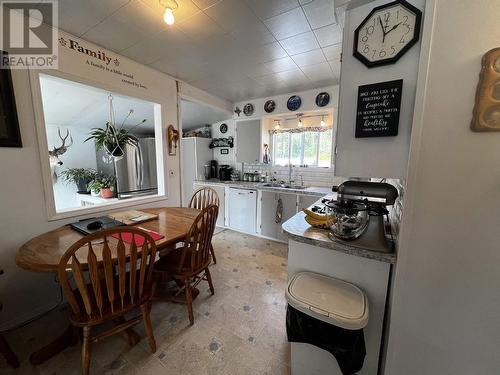 724 Francois Lake Road, Fraser Lake, BC - Indoor Photo Showing Dining Room