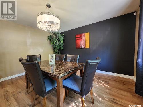 441 5Th Street, Weyburn, SK - Indoor Photo Showing Dining Room