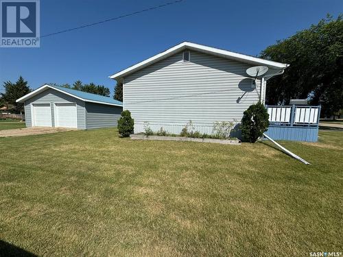 603 2Nd Street Ne, Preeceville, SK - Outdoor