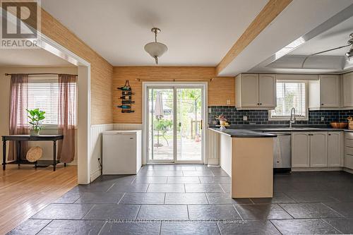 5 Michael Crescent, Barrie (East Bayfield), ON - Indoor Photo Showing Kitchen