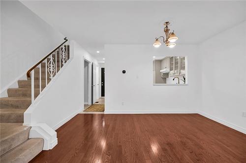 230 San Francisco Avenue, Hamilton, ON - Indoor Photo Showing Other Room