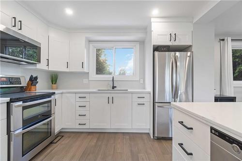 51 Camelot Drive, Hamilton, ON - Indoor Photo Showing Kitchen