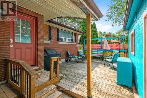 5019 Shirley Avenue, Niagara Falls, ON - Outdoor With Deck Patio Veranda With Exterior