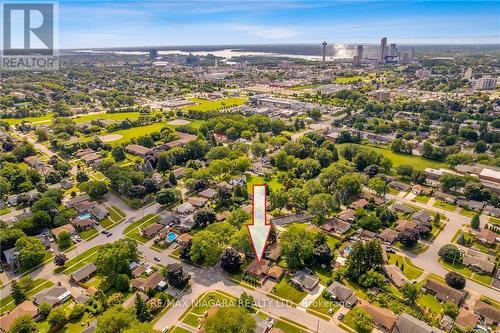 5019 Shirley Avenue, Niagara Falls, ON - Outdoor With View