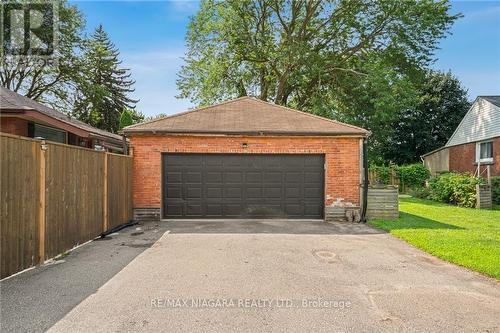 5019 Shirley Avenue, Niagara Falls, ON - Outdoor