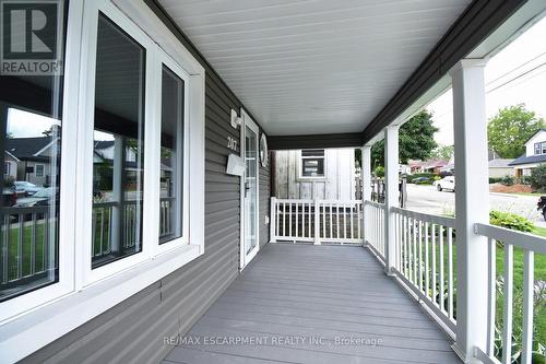 207 East 24Th Street, Hamilton (Eastmount), ON - Outdoor With Deck Patio Veranda With Exterior