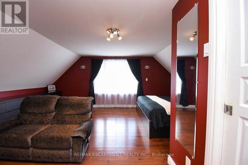 207 East 24Th Street, Hamilton (Eastmount), ON - Indoor Photo Showing Other Room