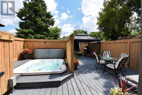 207 East 24Th Street, Hamilton (Eastmount), ON - Outdoor With Deck Patio Veranda