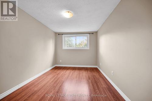 230 San Francisco Avenue, Hamilton (Dundas), ON - Indoor Photo Showing Other Room