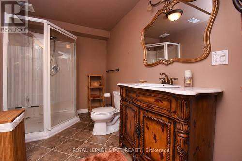 36 - 81 Valridge Drive, Hamilton (Ancaster), ON - Indoor Photo Showing Bathroom