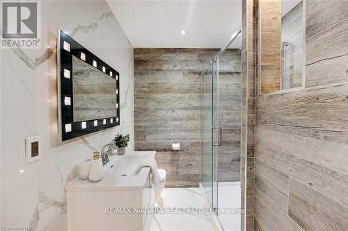 50 Melrose Drive, Niagara-On-The-Lake, ON - Indoor Photo Showing Bathroom