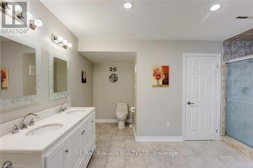 50 Melrose Drive, Niagara-On-The-Lake, ON - Indoor Photo Showing Bathroom