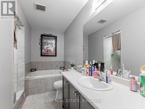 9 Tate Street, Brantford, ON - Indoor Photo Showing Bathroom