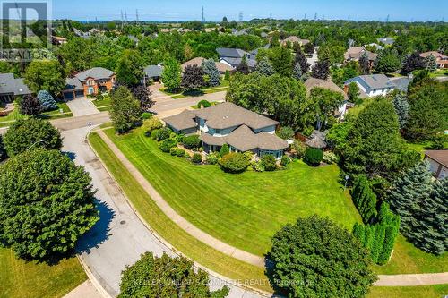 7775 St Augustine Crescent, Niagara Falls (Mt. Carmel), ON - Outdoor With View