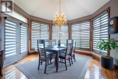 7775 St Augustine Crescent, Niagara Falls (Mt. Carmel), ON - Indoor Photo Showing Dining Room