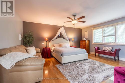 7775 St Augustine Crescent, Niagara Falls (Mt. Carmel), ON - Indoor Photo Showing Bedroom