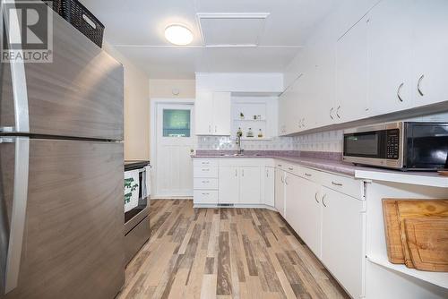 32597 Highway 17 Highway, Deep River, ON - Indoor Photo Showing Kitchen