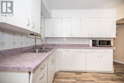 32597 Highway 17 Highway, Deep River, ON - Indoor Photo Showing Kitchen With Double Sink