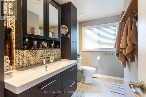 406 Lupin Drive, Whitby (Downtown Whitby), ON - Indoor Photo Showing Bathroom