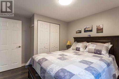 406 Lupin Drive, Whitby (Downtown Whitby), ON - Indoor Photo Showing Bedroom