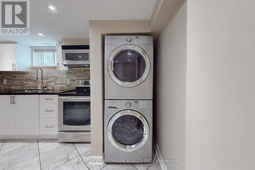 243 Taylor Mills Drive S, Richmond Hill, ON - Indoor Photo Showing Laundry Room