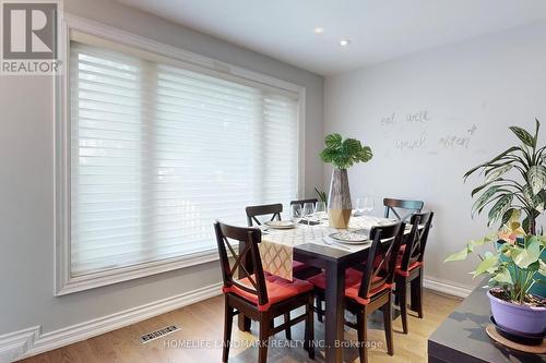 243 Taylor Mills Drive S, Richmond Hill, ON - Indoor Photo Showing Dining Room