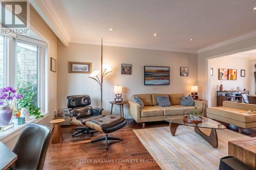 106 - 5475 Lakeshore Road, Burlington (Appleby), ON - Indoor Photo Showing Living Room