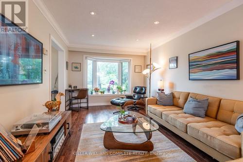 106 - 5475 Lakeshore Road, Burlington (Appleby), ON - Indoor Photo Showing Living Room