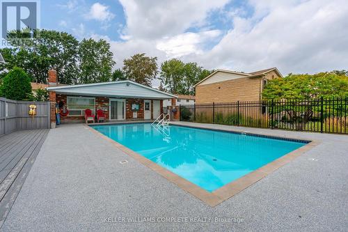 106 - 5475 Lakeshore Road, Burlington (Appleby), ON - Outdoor With In Ground Pool