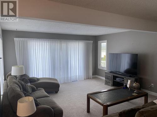 2067 Graham Avenue, Prince Rupert, BC - Indoor Photo Showing Living Room