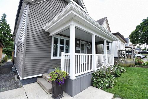 207 East 24Th Street, Hamilton, ON - Outdoor With Deck Patio Veranda