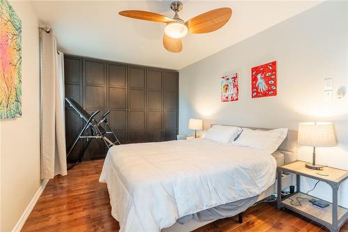 5475 Lakeshore Road|Unit #106, Burlington, ON - Indoor Photo Showing Bedroom