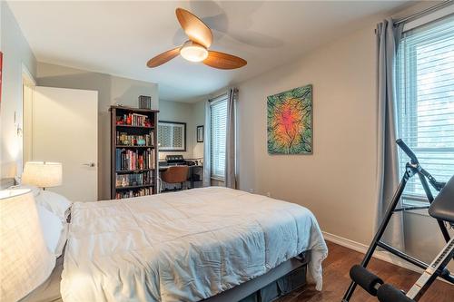 5475 Lakeshore Road|Unit #106, Burlington, ON - Indoor Photo Showing Bedroom