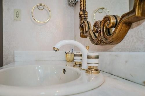 3 Edgehill Road, Toronto, ON - Indoor Photo Showing Bathroom