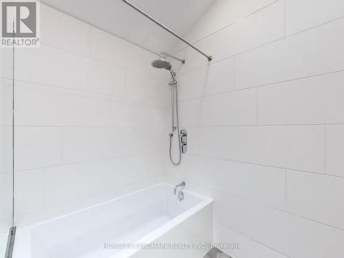 10B Chauncey Avenue, Toronto (Islington-City Centre West), ON - Indoor Photo Showing Bathroom