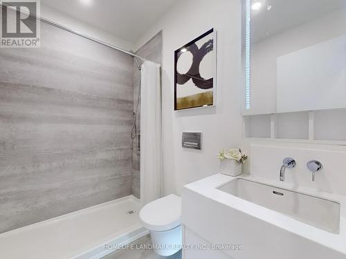 10B Chauncey Avenue, Toronto (Islington-City Centre West), ON - Indoor Photo Showing Bathroom