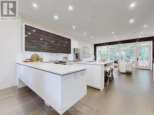 10B Chauncey Avenue, Toronto (Islington-City Centre West), ON - Indoor Photo Showing Kitchen