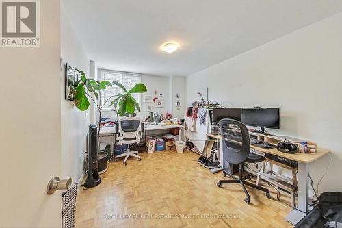 416 - 80 Coe Hill Drive, Toronto (High Park-Swansea), ON - Indoor Photo Showing Office