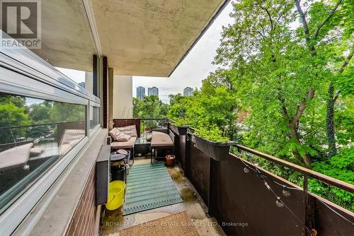 416 - 80 Coe Hill Drive, Toronto (High Park-Swansea), ON - Outdoor With Balcony With Exterior