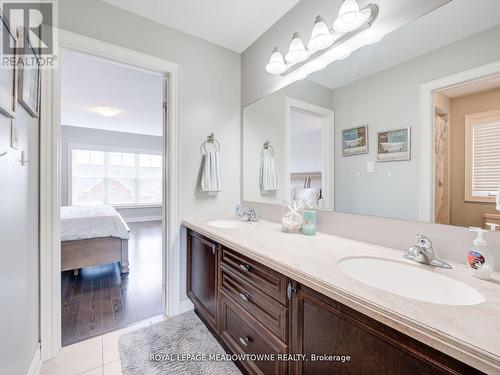 22 Oceans Pond Court, Caledon (Caledon East), ON - Indoor Photo Showing Bathroom