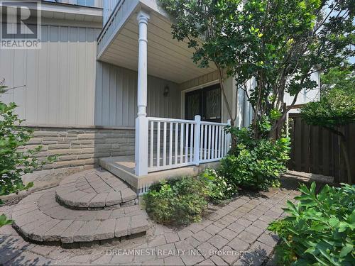 928 Golden Farmer Way, Mississauga (Meadowvale Village), ON - Outdoor With Deck Patio Veranda