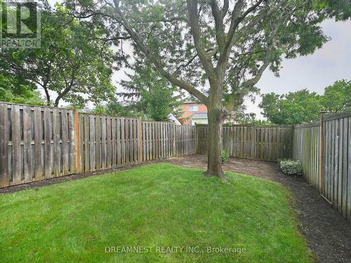 928 Golden Farmer Way, Mississauga (Meadowvale Village), ON - Outdoor With Backyard